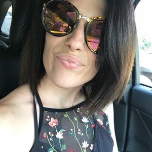 Meet your Posher, Kala